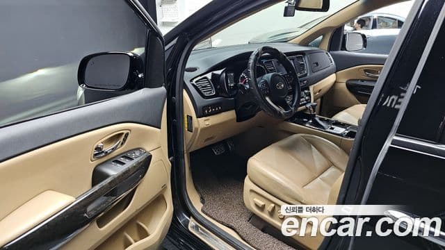 Kia The / новый New Carnival Noblesse Special, 2019 10