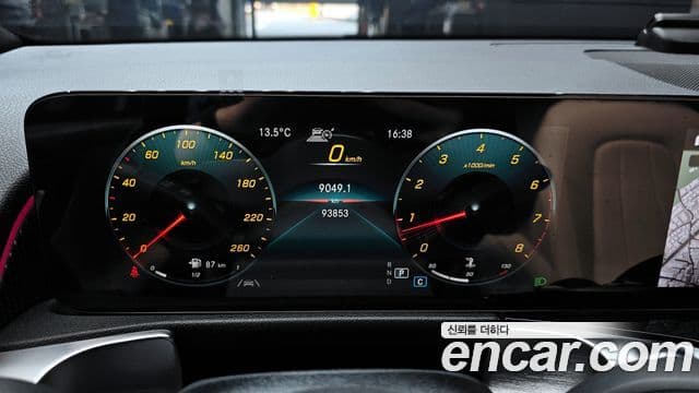 Mercedes-Benz GLB-класс X247 GLB220, 2021 8