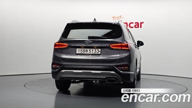 Hyundai Santa Fe TM Exclusive, 2020 4