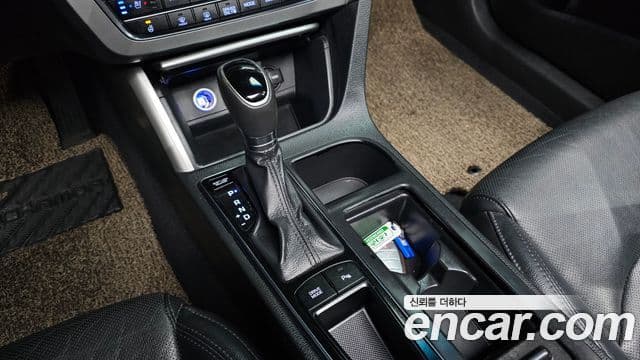 Hyundai LF Sonata гибрид Premium, 2015 9