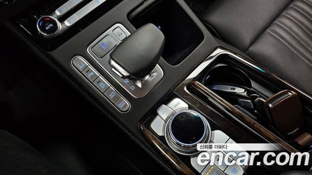 Genesis G90 Luxury, 2022 9