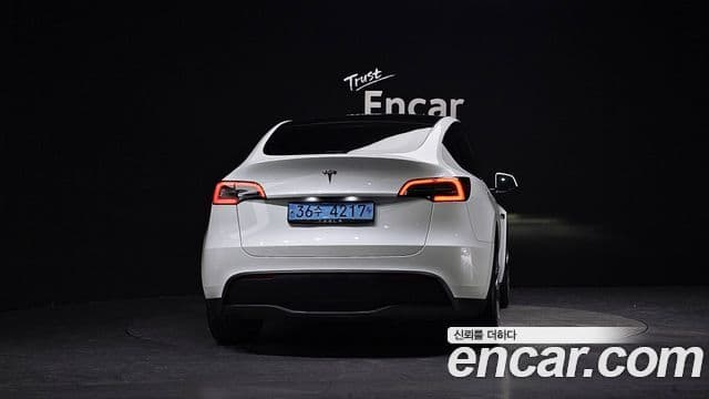Tesla модель Y, 2023 4