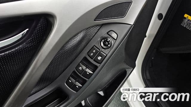 Hyundai Avante MD Premier, 2012 18