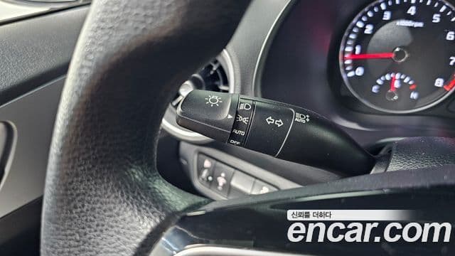 Kia The / новый New K3 2세대 Trendy, 2022 16