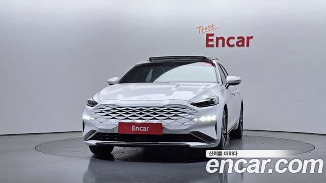 Kia K8 гибрид Signature, 2022 3
