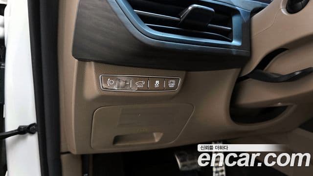 Kia K8 гибрид Signature, 2022 16