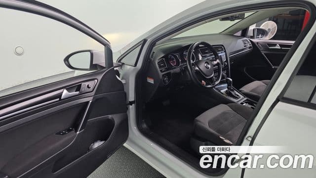 Volkswagen Гольф 7세대, 2016 11