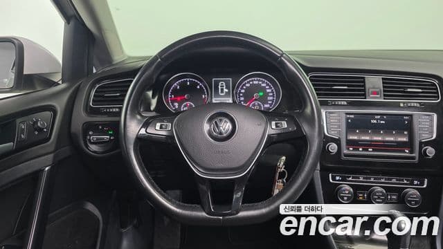 Volkswagen Гольф 7세대, 2016 13