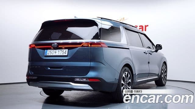 Kia Carnival 4세대 Signature, 2021 2