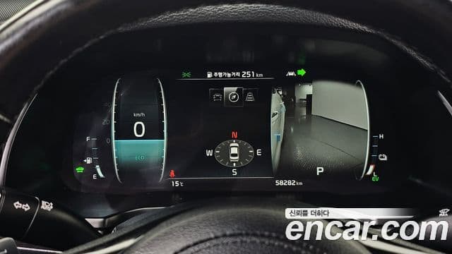 Kia K7 Premier гибрид Signature, 2020 8