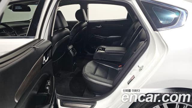 Kia K7 Premier гибрид Signature, 2020 11