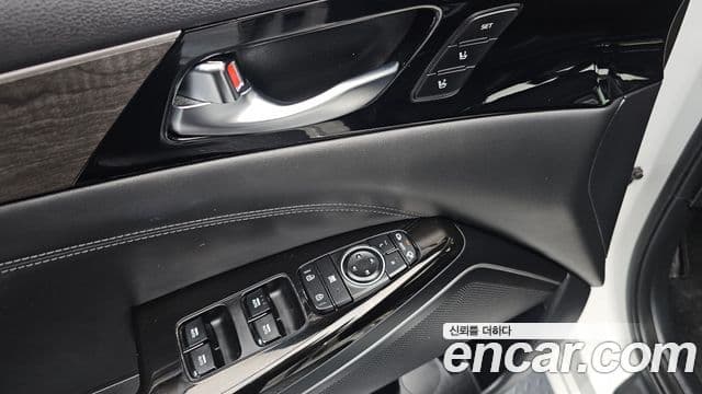 Kia K7 Premier гибрид Signature, 2020 13