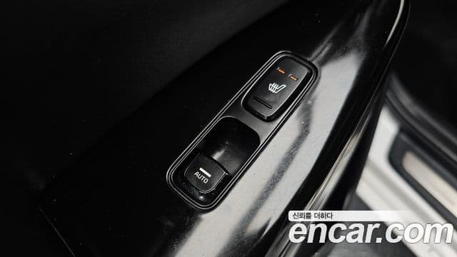 Kia K7 Premier гибрид Signature, 2020 19