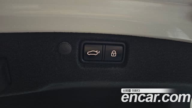 Kia K7 Premier гибрид Signature, 2020 20