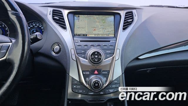 Hyundai Grandeur HG Premium, 2013 14