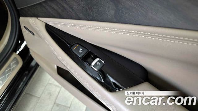 Kia K8 гибрид Noblesse, 2022 18