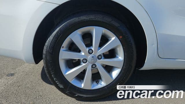 Kia All New Pride Luxury, 2012 все фото