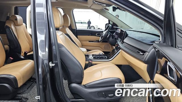 Kia Carnival 4세대 Signature, 2021 11