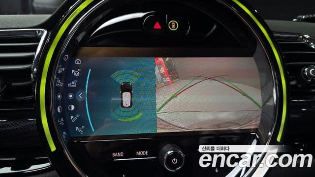 Mini Cooper 클럽맨 2세대, 2024 14