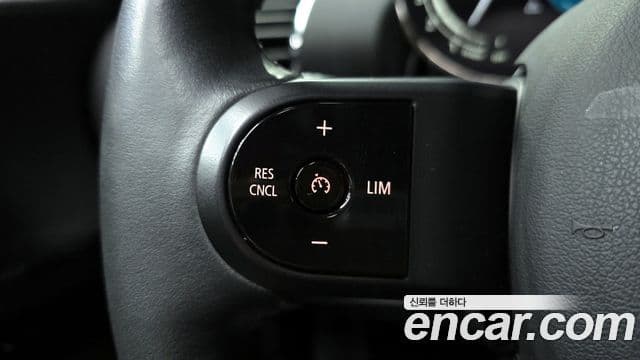 Mini Cooper 클럽맨 2세대, 2024 17