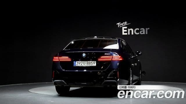 BMW 5시리즈 (G60) 520i M Sport, 2024 4