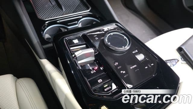 BMW 5시리즈 (G60) 520i M Sport, 2024 9