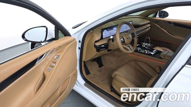 Genesis G80 (RG3) бензин 2.5 турбо AWD, 2025 10