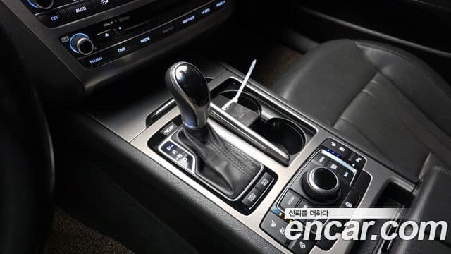 Hyundai Genesis DH Premium, 2014 9