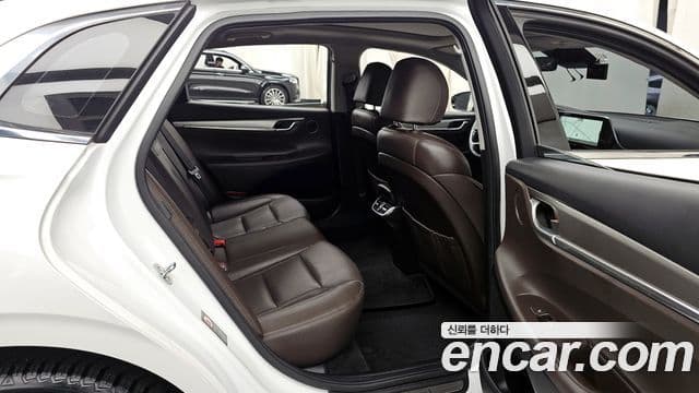 Hyundai The / новый New Grandeur IG гибрид Premium, 2021 12