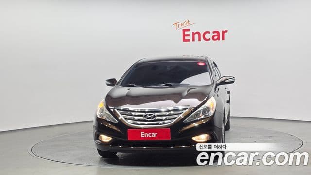 Hyundai YF Sonata топовая версия, 2010 3