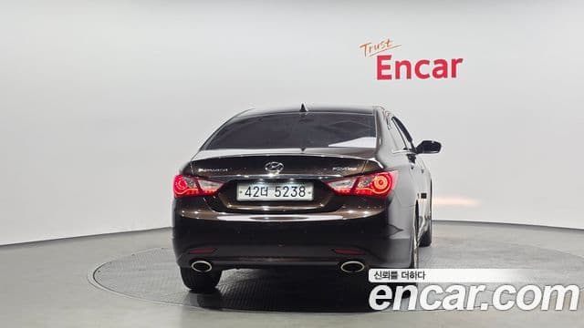 Hyundai YF Sonata топовая версия, 2010 4