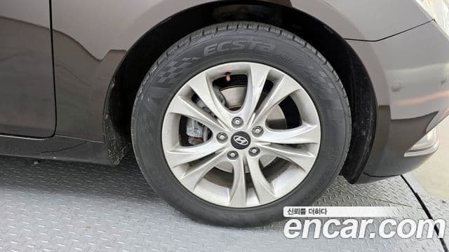 Hyundai YF Sonata топовая версия, 2010 все фото