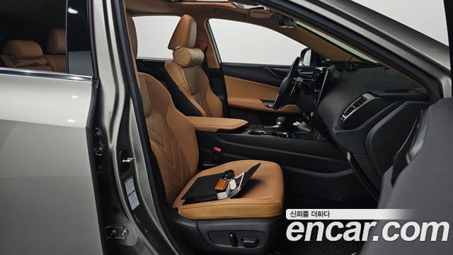 Lexus NX350h 2세대 Premium, 2023 10