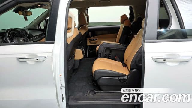 Kia Carnival 4세대 Prestige, 2022 12