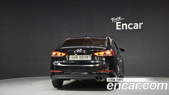 Hyundai Avante AD 1.6 GDI Smart, 2016 4