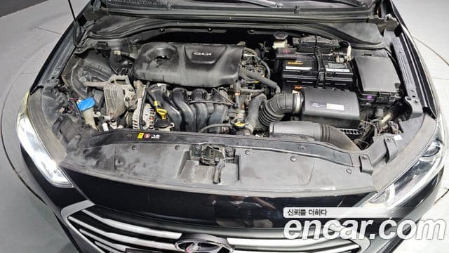 Hyundai Avante AD 1.6 GDI Smart, 2016 6