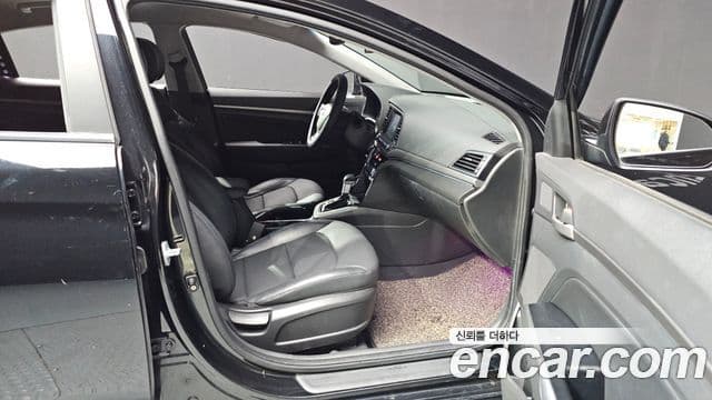 Hyundai Avante AD 1.6 GDI Smart, 2016 11