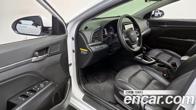 Hyundai Avante AD 1.6 GDI Value Plus, 2018 11