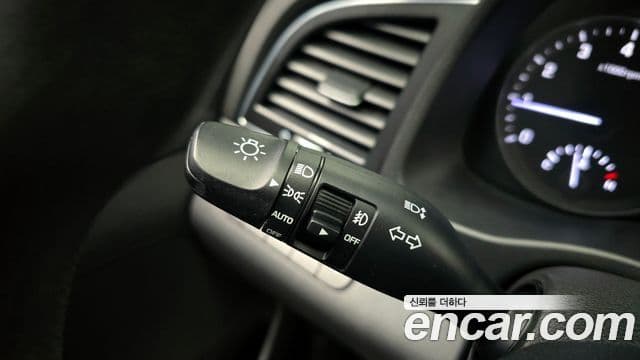 Hyundai Avante AD 1.6 GDI Value Plus, 2018 17