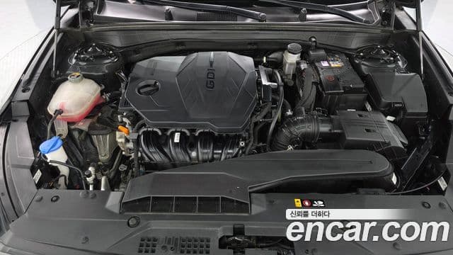 Kia K8 Signature, 2023 6