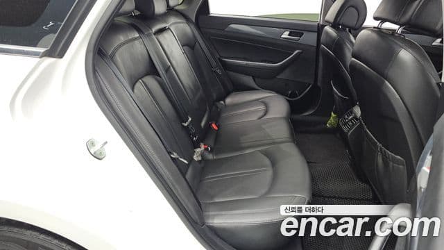 Hyundai LF Sonata гибрид Modern, 2016 12