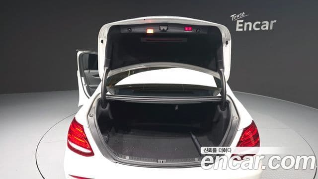 Mercedes-Benz E-класс W213 Avantgarde, 2017 20