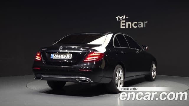 Mercedes-Benz E-класс W213 Avantgarde, 2017 2