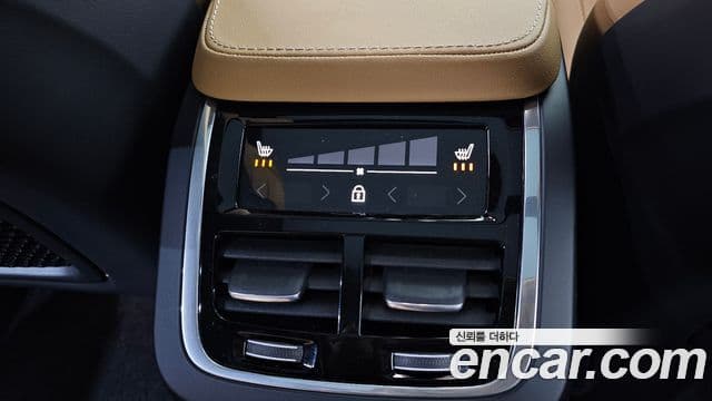 Volvo XC90 2세대 T8 Ultimate Bright гибрид, 2024 18