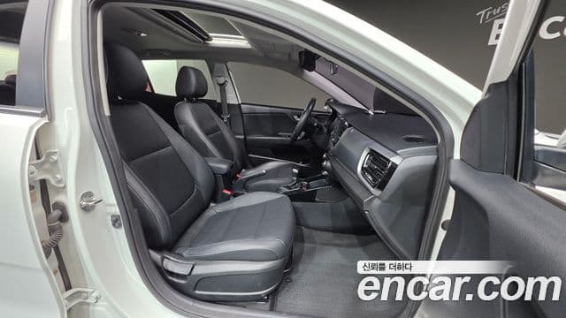 Kia Stonic Prestige, 2018 10