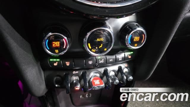 Mini Cooper SD 3세대, 2015 17
