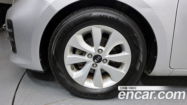 Kia The / новый New Pride Luxury, 2017 все фото