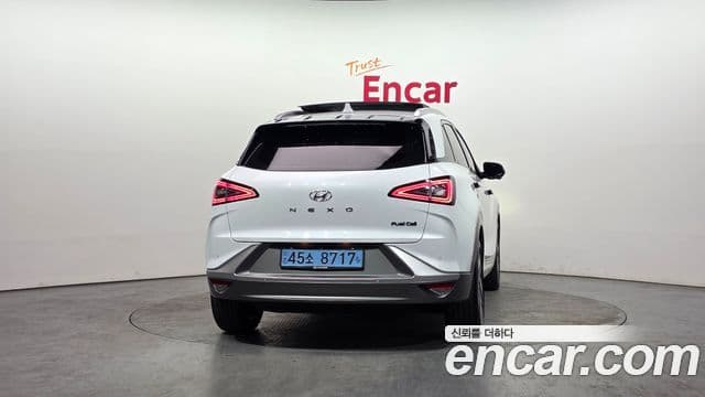 Hyundai NEXO Premium, 2023 4