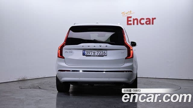 Volvo XC90 2세대 T8 Ultimate Bright гибрид, 2024 4