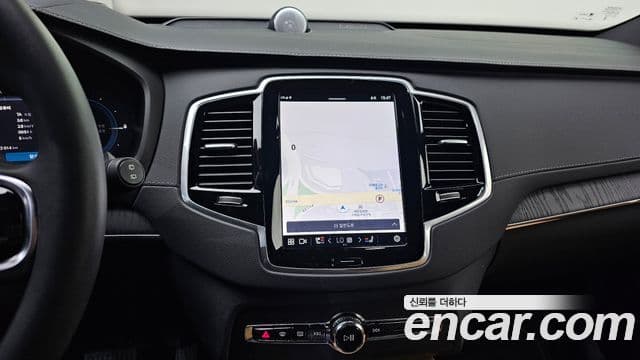 Volvo XC90 2세대 T8 Ultimate Bright гибрид, 2024 14